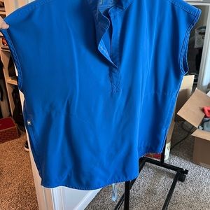 Figs, scrubs, top and bottom